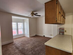 Building Photo - 14 S 3rd St E