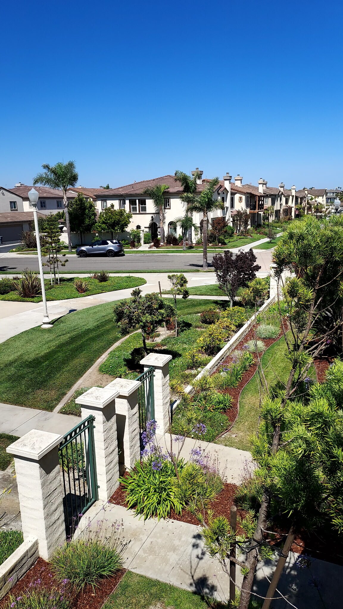 View of front yard from balcony - 4415 Ahoy Ln