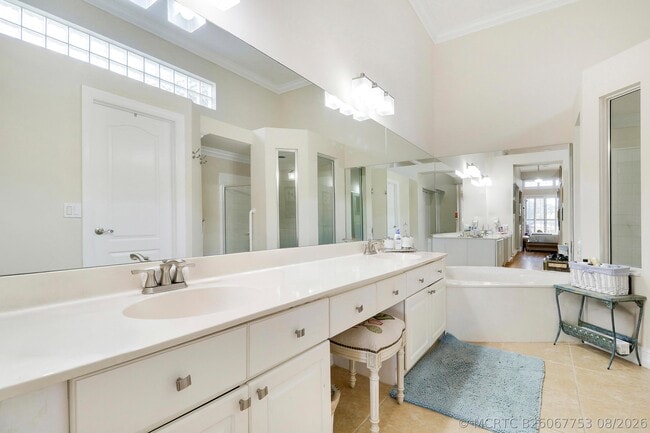 Building Photo - 210 Coral Cay Terrace