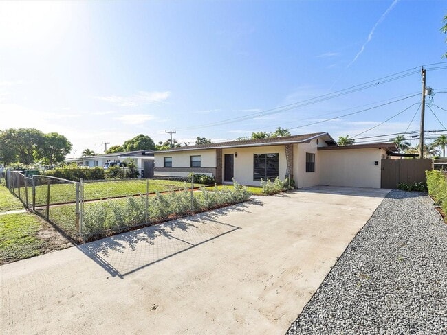 Building Photo - 3840 NW 176th St