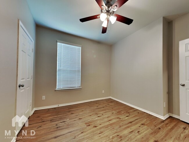 Building Photo - 4323 S Amber Ruse Ct