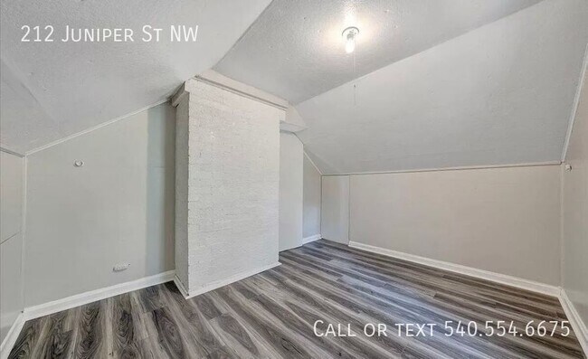Building Photo - 212 Juniper St NW