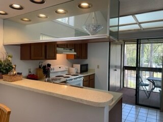 Building Photo - 202 Woodlake Wynde