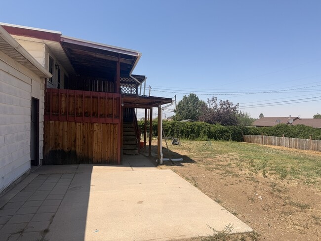 Building Photo - 589 Oquirrh Ave
