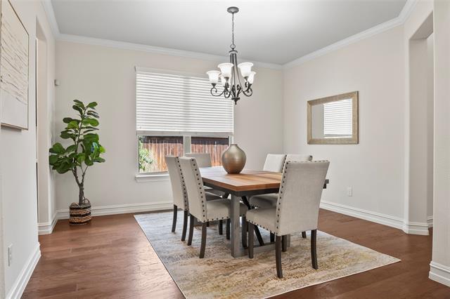 Building Photo - 2911 Redfern Dr