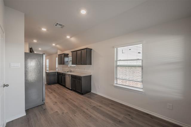 Building Photo - 1022 Rio Bravo Dr