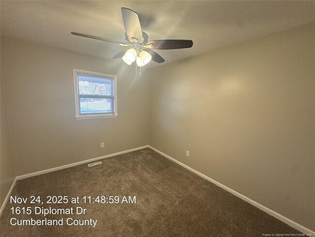 Building Photo - 1615 Diplomat Dr