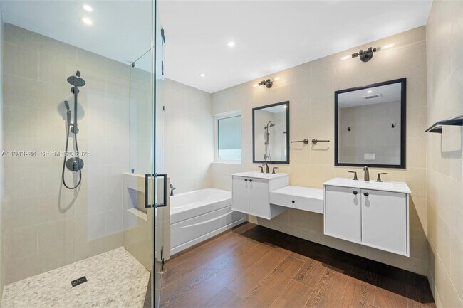 Building Photo - 16440 Ruby Lake