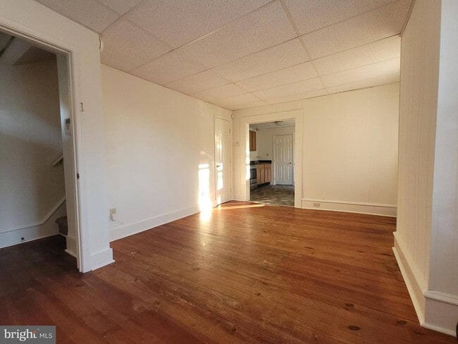 Building Photo - 409 N Washington St