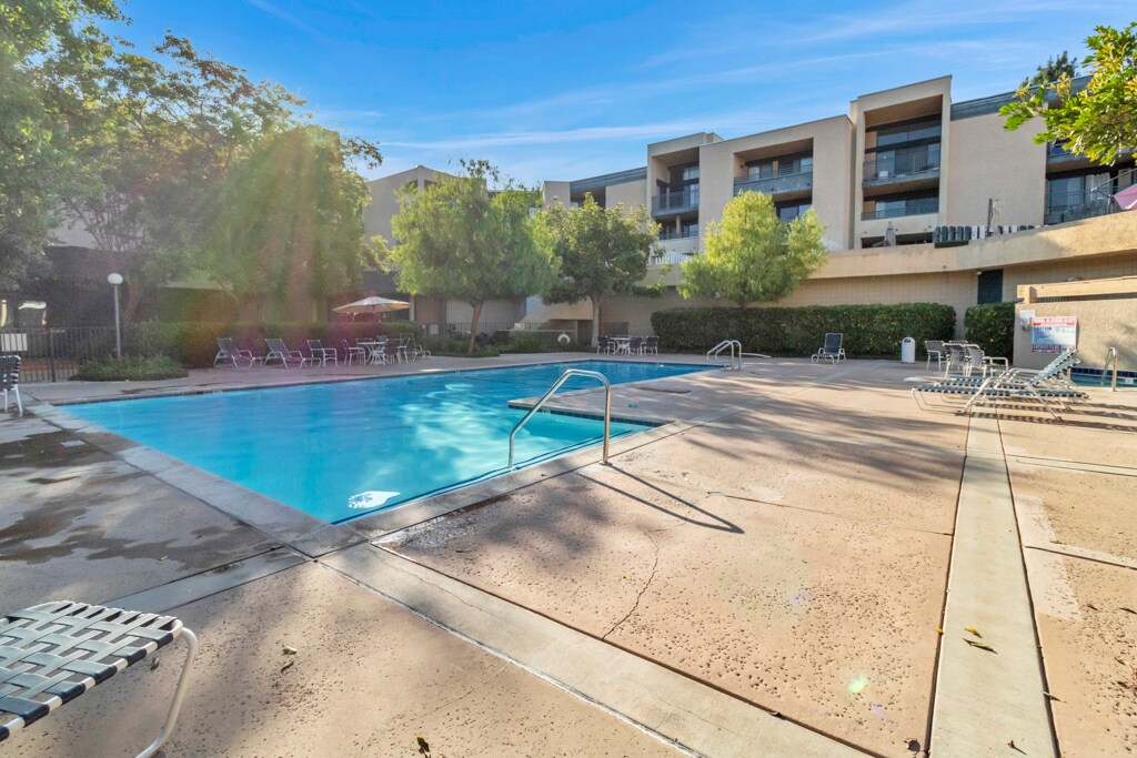 Building Photo - 4499 Via Marisol Via