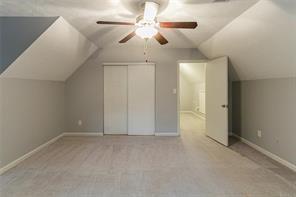 Building Photo - 135 Barrington Dr E