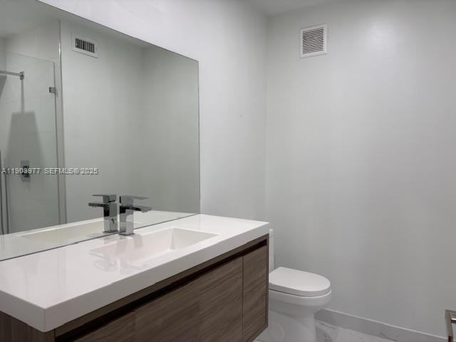 Building Photo - 3817 Tree Top Dr