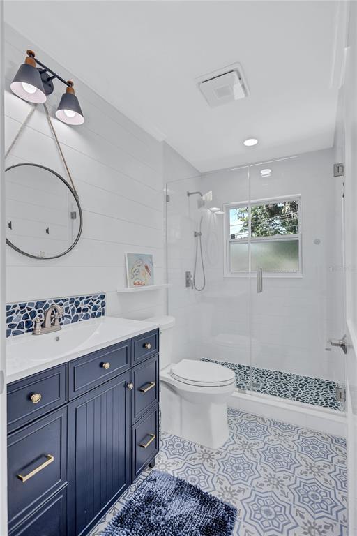 Building Photo - 4321 Sunrise Dr S