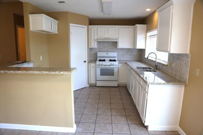 Building Photo - 1503 Park Wind Dr