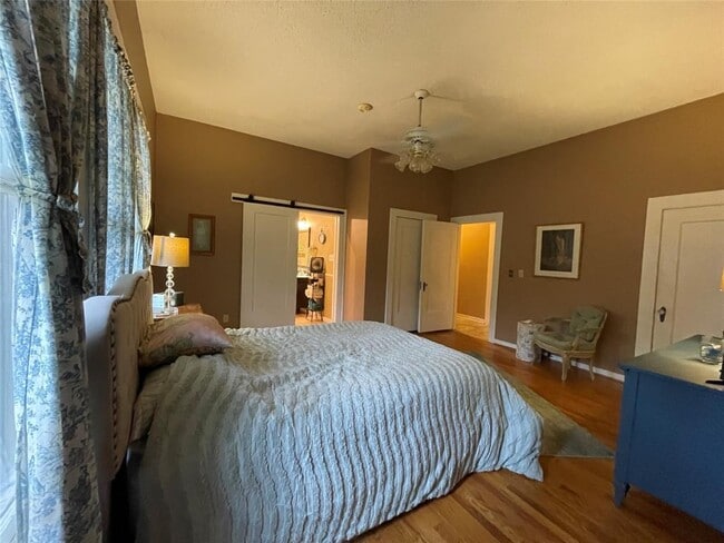 Building Photo - 801 Hudgins St