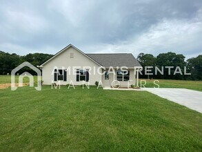 Building Photo - Home for rent in Talladega... Available to View Now!!!