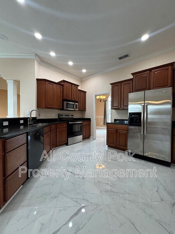 Building Photo - 2948 Vintage View Cir