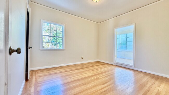 Building Photo - 1520 Leimert Blvd