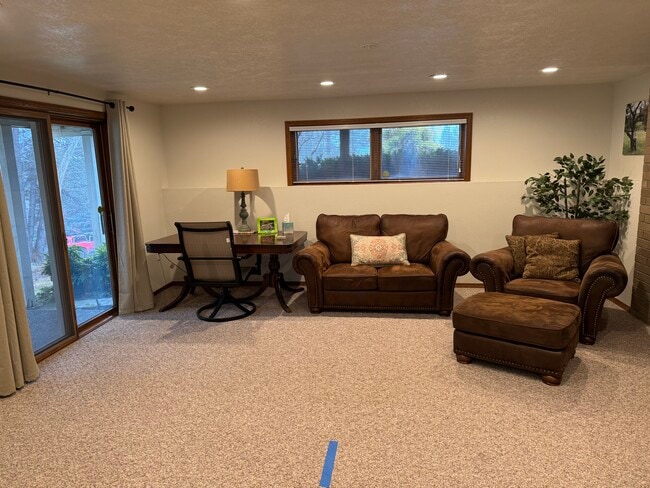Building Photo - 8001 E Gunning Dr