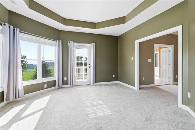 Building Photo - 6110 Holter Rd