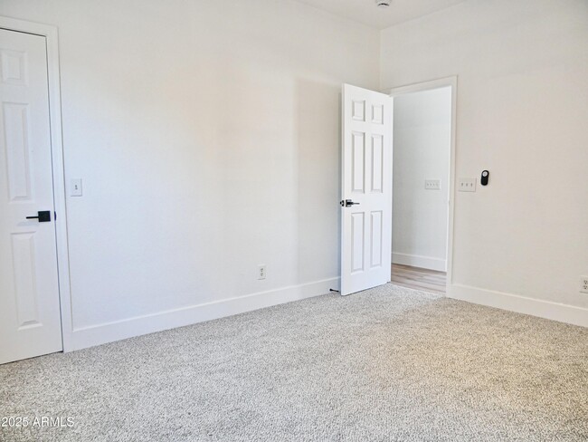 Building Photo - 1187 E Cowboy Cove Trail