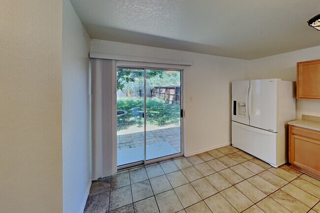 Building Photo - 4523 Rothberger Way