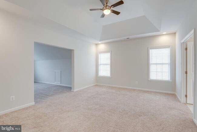 Building Photo - 41256 Lenah Point Dr