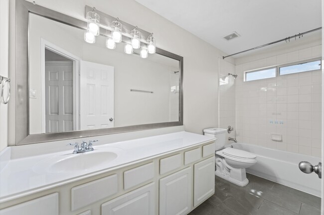 Building Photo - 21231 Rush Hollow Ct