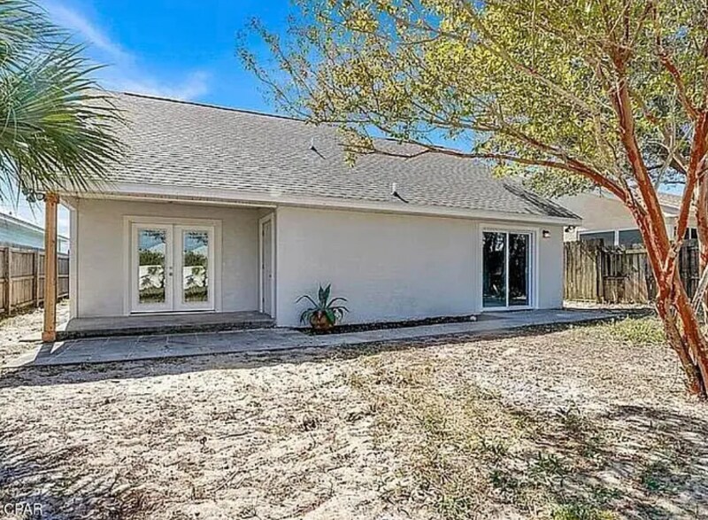 Building Photo - 104 Oleander Cir