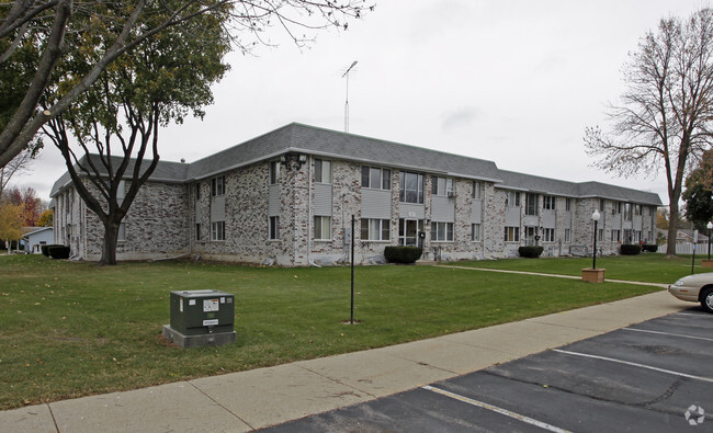 Building Photo - Campbell Court Apartments