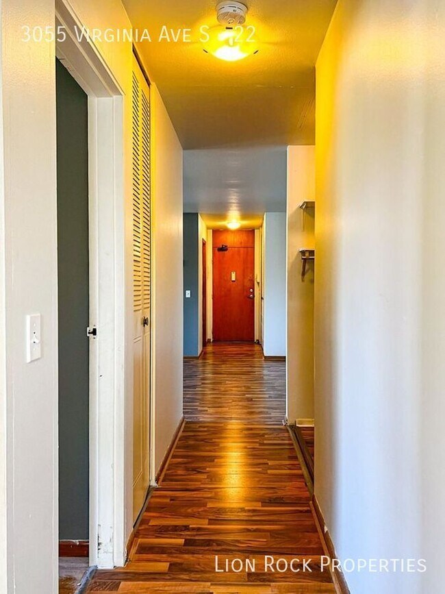 Building Photo - 3055 Virginia Ave S