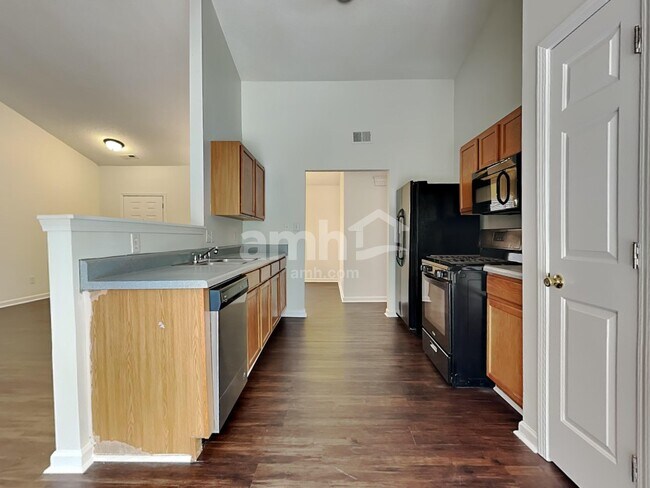 Building Photo - 6014 Pennycross Ln