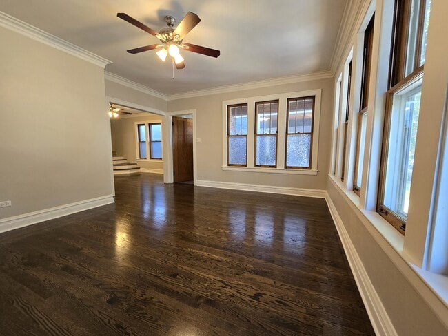 Building Photo - 4231 N Marmora Ave