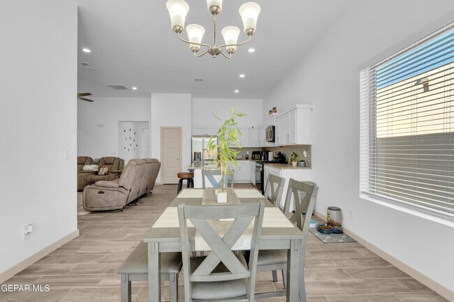 Building Photo - 12614 Amesbury Dr