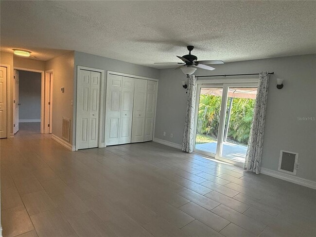 Building Photo - 1164 Engman St