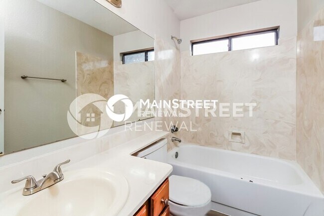 Building Photo - 4 Bedroom Pet-Friendly Home in Tucson, AZ ...