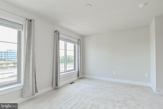Building Photo - 4808 Garden View Ln