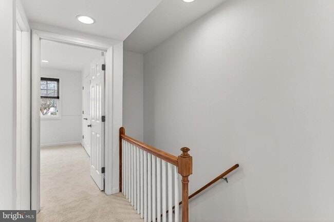 Building Photo - 1407 N Van Dorn St