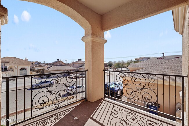 Building Photo - 11409 Pifas Nevarez Pl