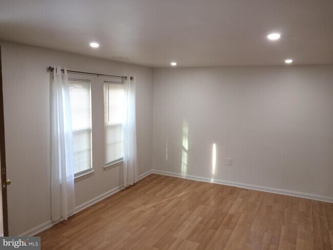 Building Photo - 14522 Wexhall Terrace