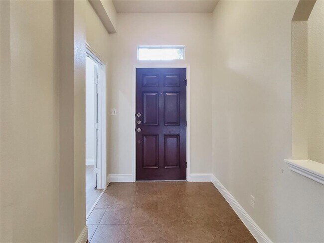 Building Photo - 14829 Fernhill Dr