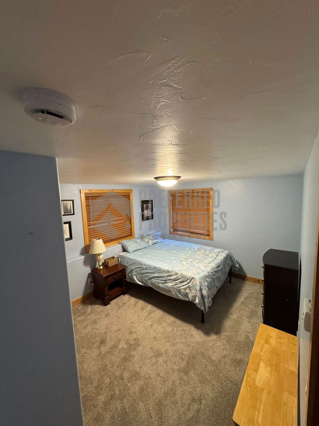 Building Photo - 2930 Alpenglow Way