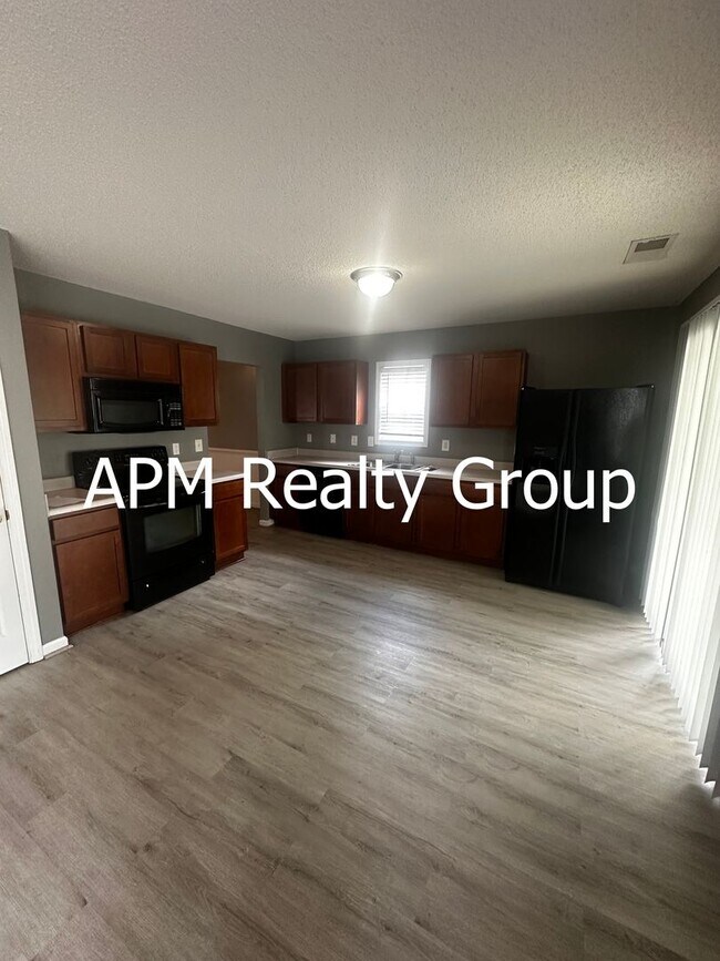 Building Photo - Clemson Road Convenient 4 Bedroom