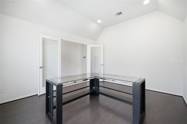 Building Photo - 20427 Noble Arabian Dr