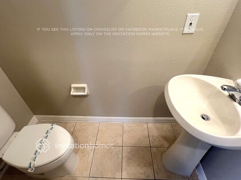 Building Photo - 1647 Portcastle Cir