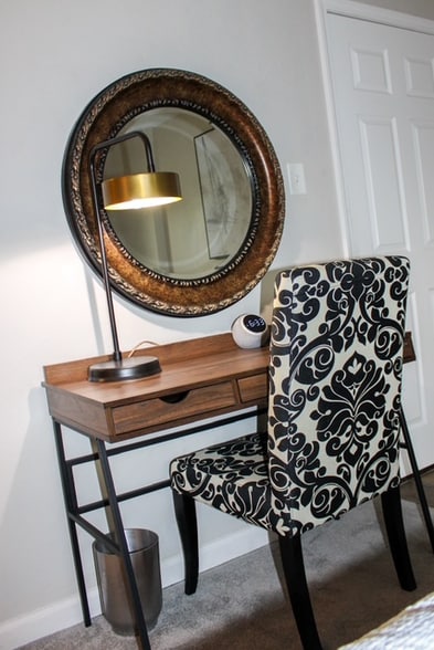 Building Photo - 2512 Riverfront Dr