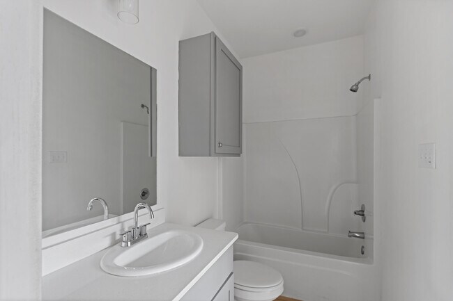 Building Photo - 5708 Kemper St