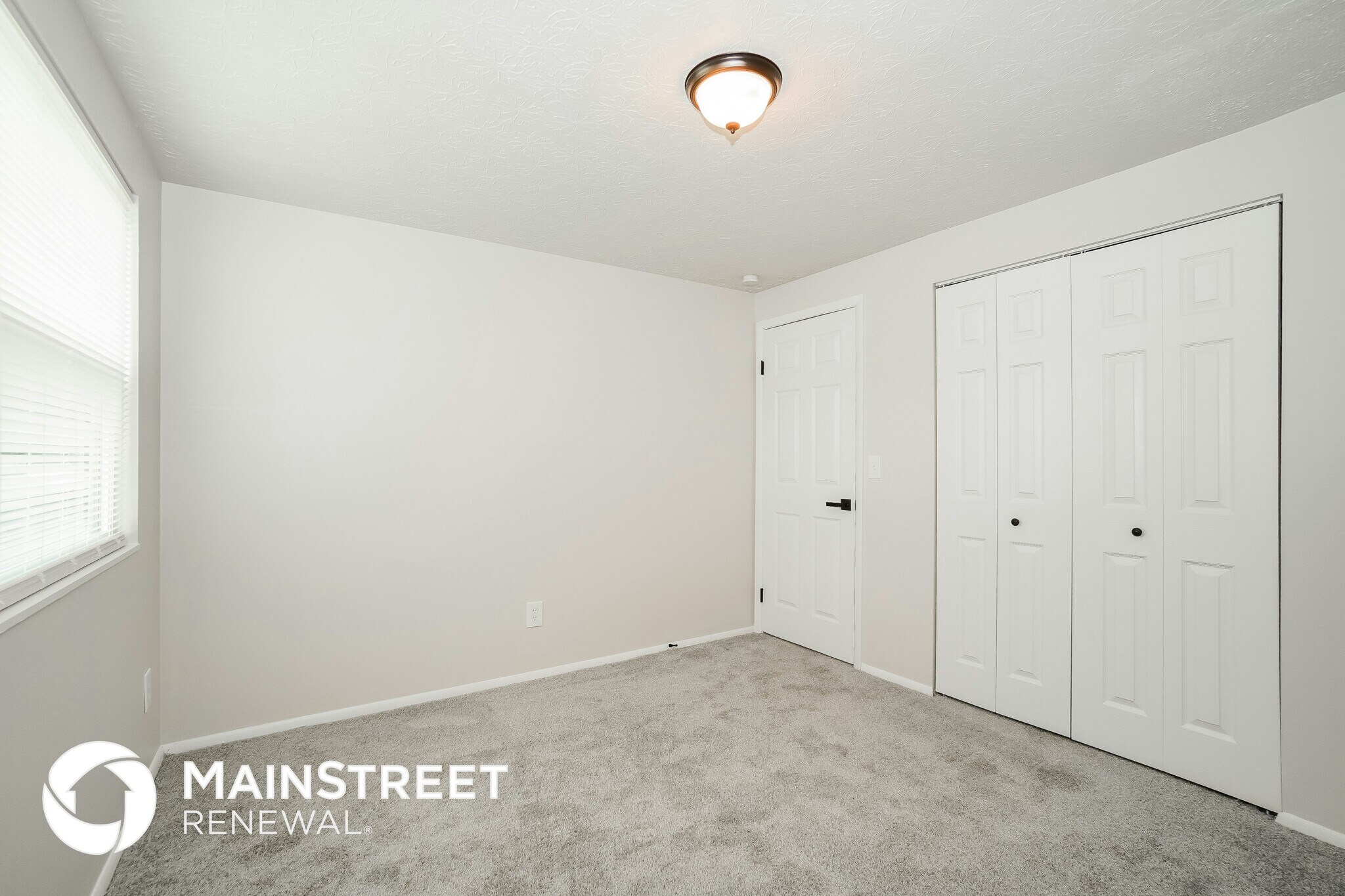 Building Photo - 3054 Deepwood Dr