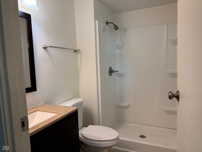 Building Photo - 7717 Cambridge Dr