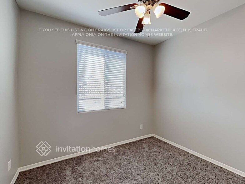 Building Photo - 1636 N 209th Ave